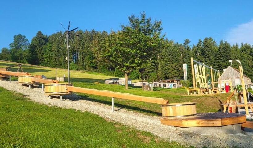 ユースホステル Gasthof Wiesenhofer