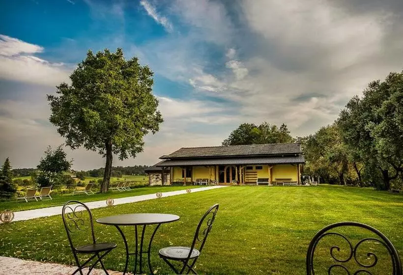 هتل Agriturismo Olistico Atman