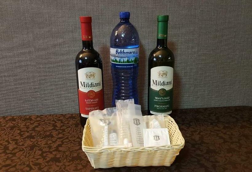 Mimino Apartment Deluxe First Line