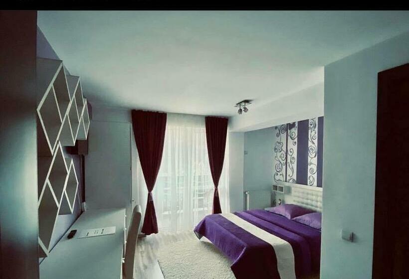 بنسيون Casa Ramino