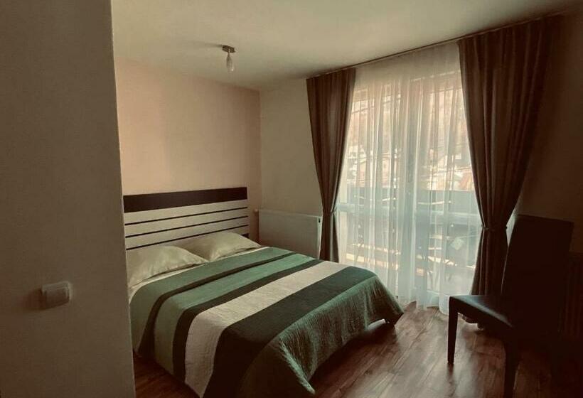 بنسيون Casa Ramino