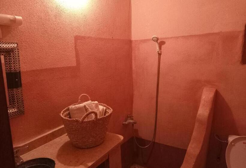 ペンション Dar Zara