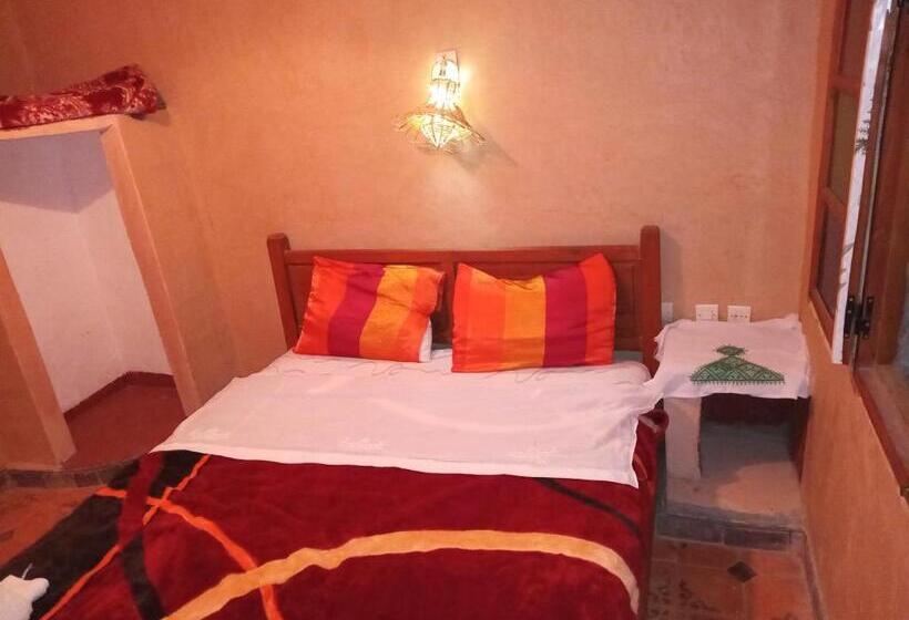 ペンション Dar Zara