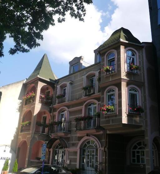 پانسیون Guest House Villa Lord