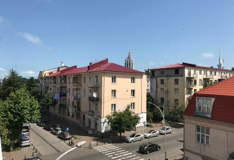 پانسیون Guesthouse Abashidze 4