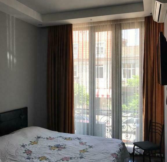 پانسیون Guesthouse Abashidze 4