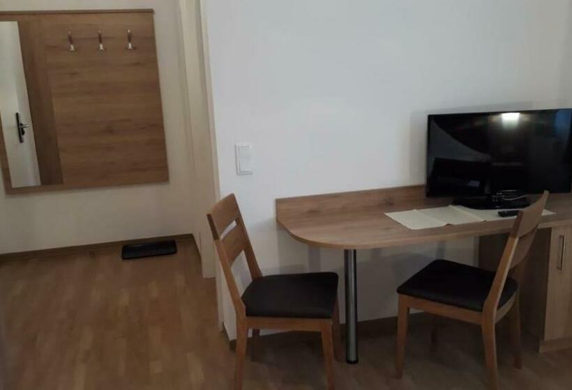 ペンション Haus Doppler