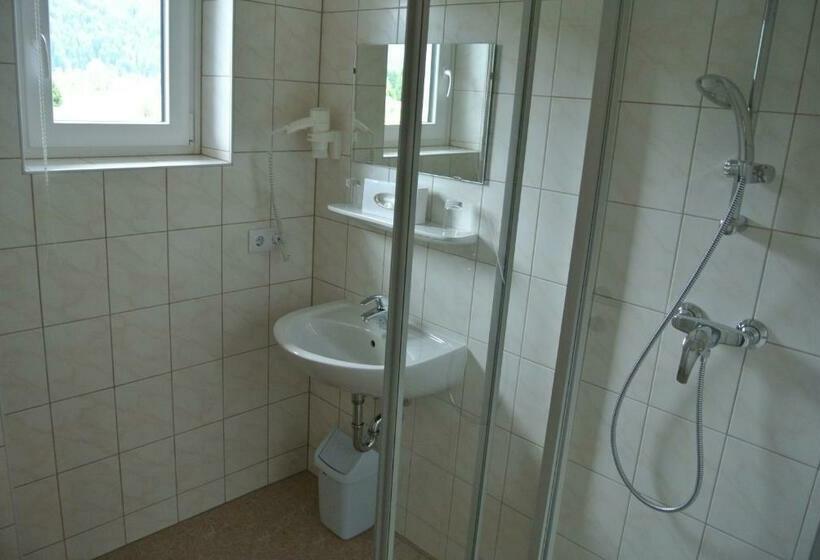 ペンション Haus Doppler