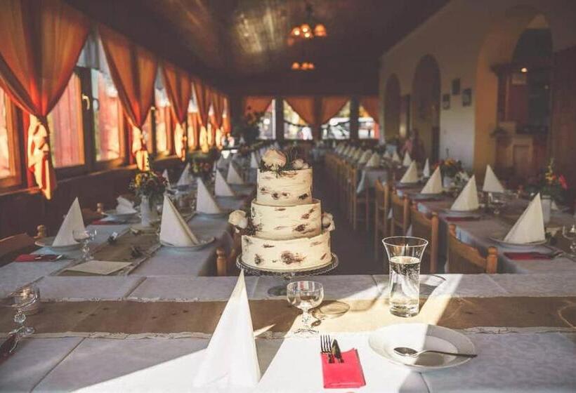 膳宿费 Penzion Vyhlídka Janovičky