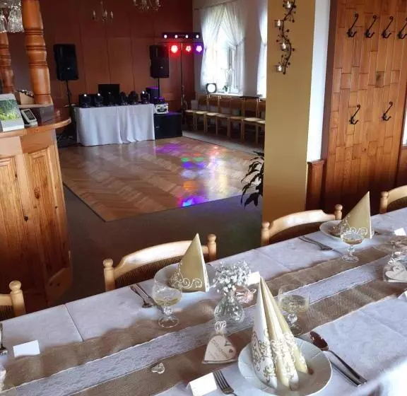 Majatalo Penzion Vyhlídka Janovičky