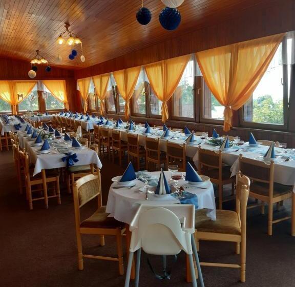 膳宿费 Penzion Vyhlídka Janovičky