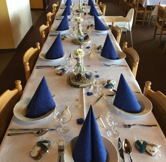 膳宿费 Penzion Vyhlídka Janovičky