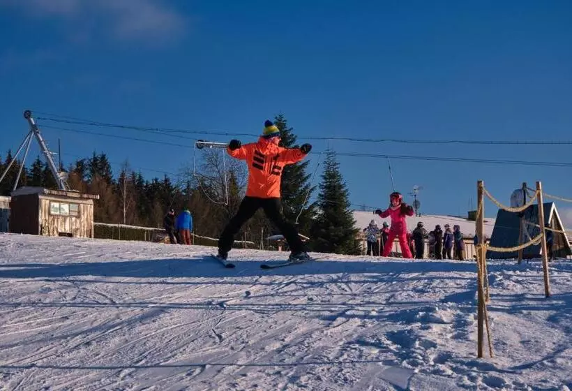 Majatalo Penzion Vyhlídka Janovičky