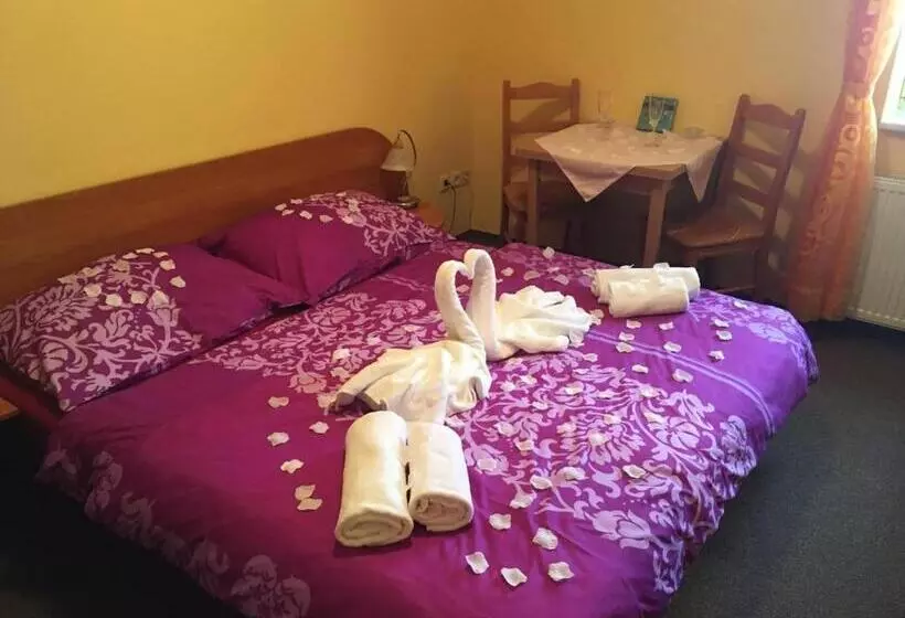 Majatalo Penzion Vyhlídka Janovičky