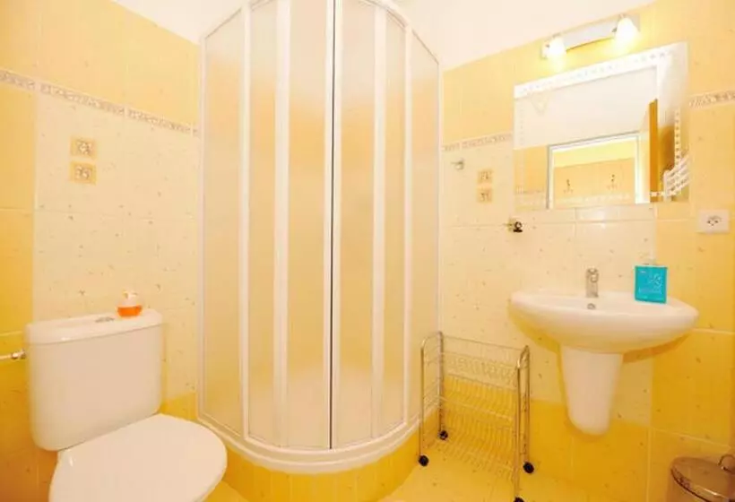 Majatalo Penzion Vyhlídka Janovičky