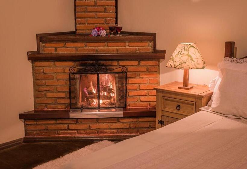 膳宿费 Pousada Chalé Amoreira