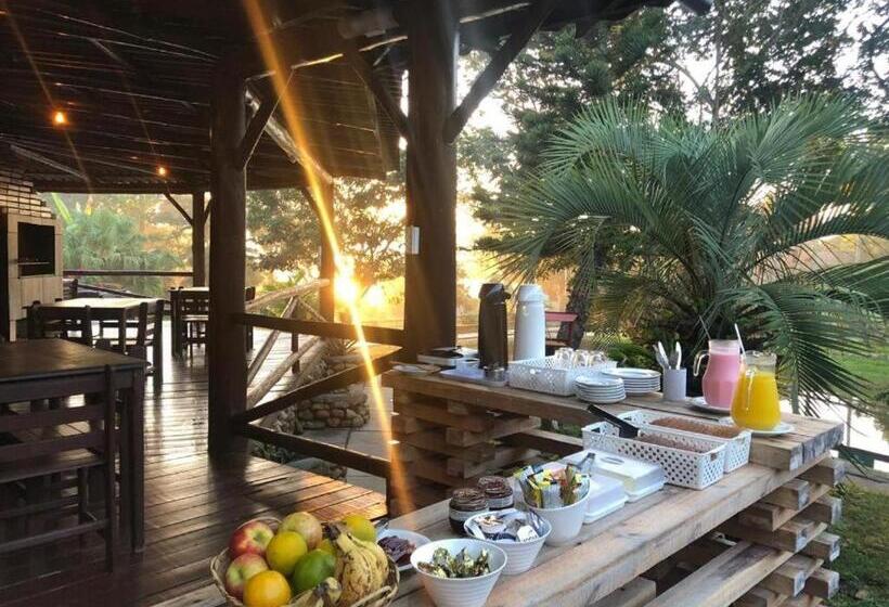 펜션 Pousada Nosso Bosque