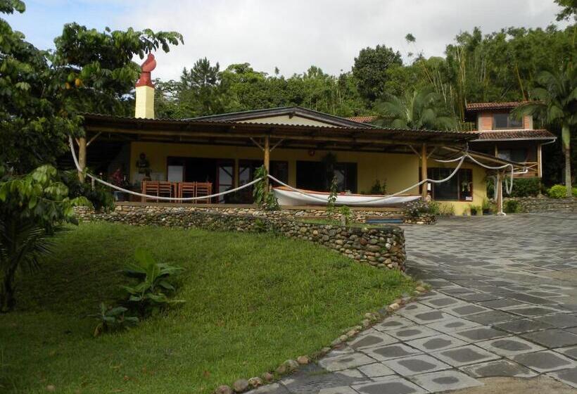 펜션 Pousada Nosso Bosque