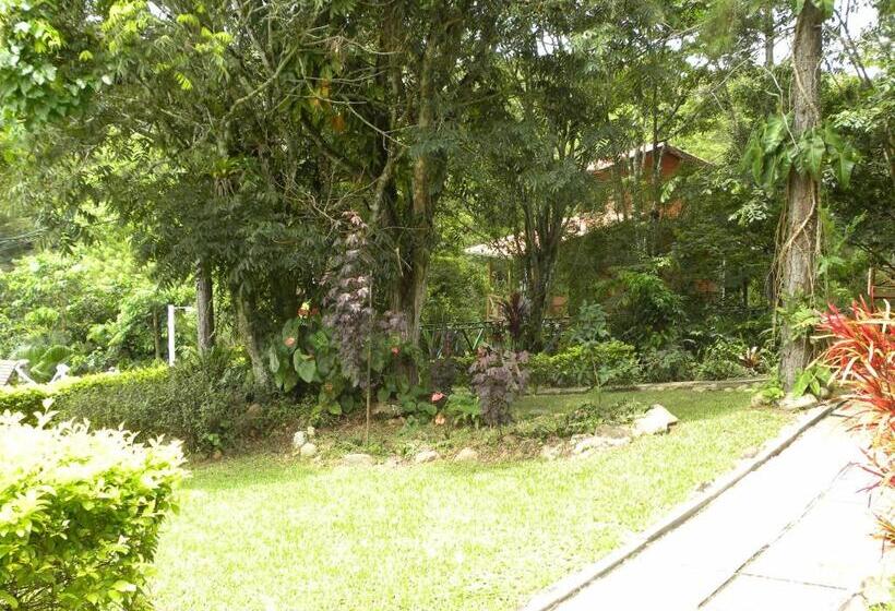 펜션 Pousada Nosso Bosque