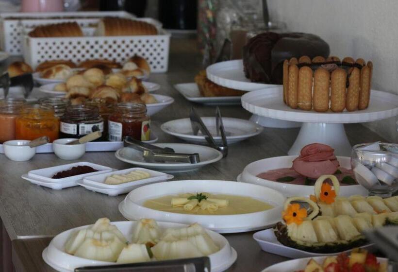 펜션 Pousada Nosso Bosque