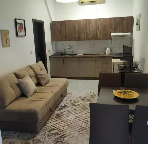 پانسیون Rooms & Apartments Vukasović