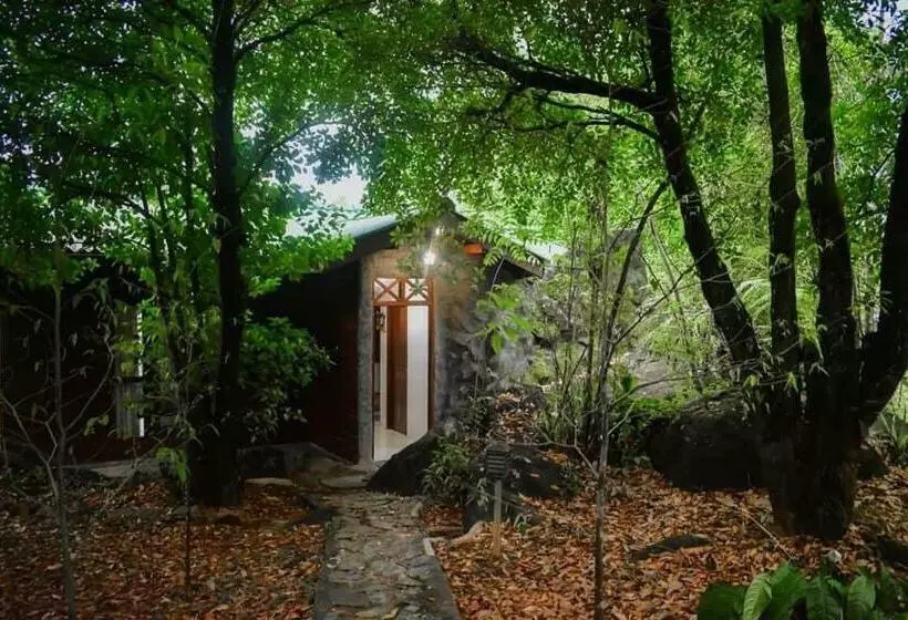 Majatalo Sinharaja Rest