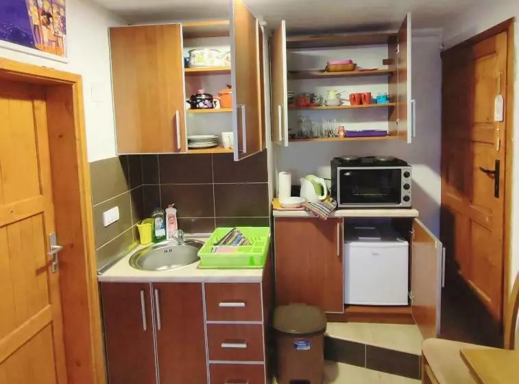 پانسیون Summit Apartment