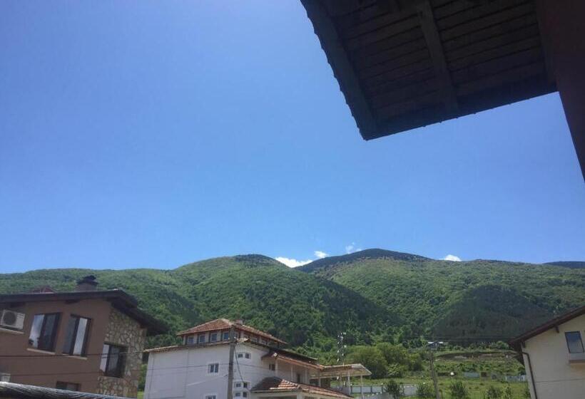 펜션 Villa Koko Hills