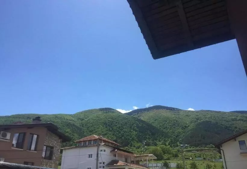 پانسیون Villa Koko Hills