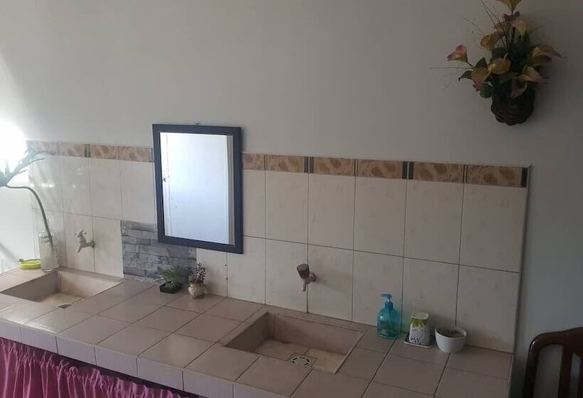 Szálló Center Parkway Pension House