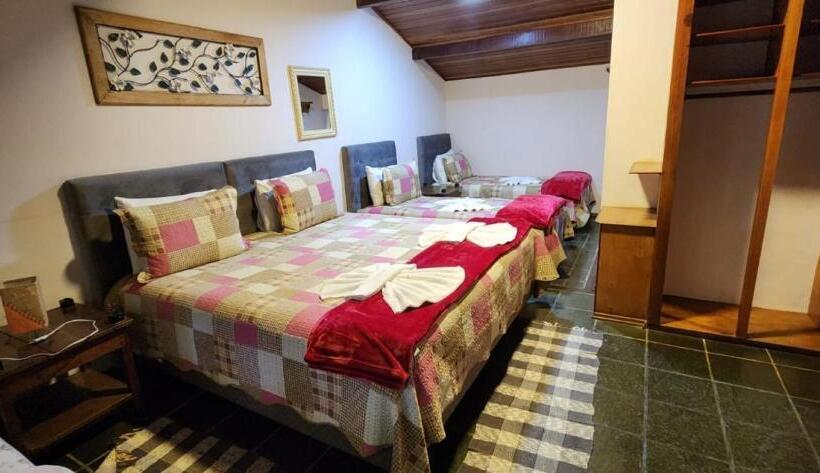 ユースホステル Hortensias Pousada Boutique   Piscina Aquecida 37 Graus E Fire Pit A Gas   Aceita Pet