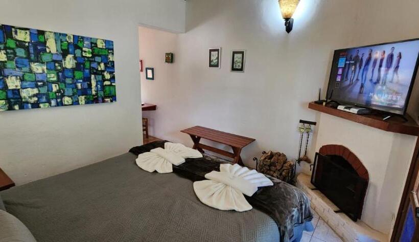 ユースホステル Hortensias Pousada Boutique   Piscina Aquecida 37 Graus E Fire Pit A Gas   Aceita Pet