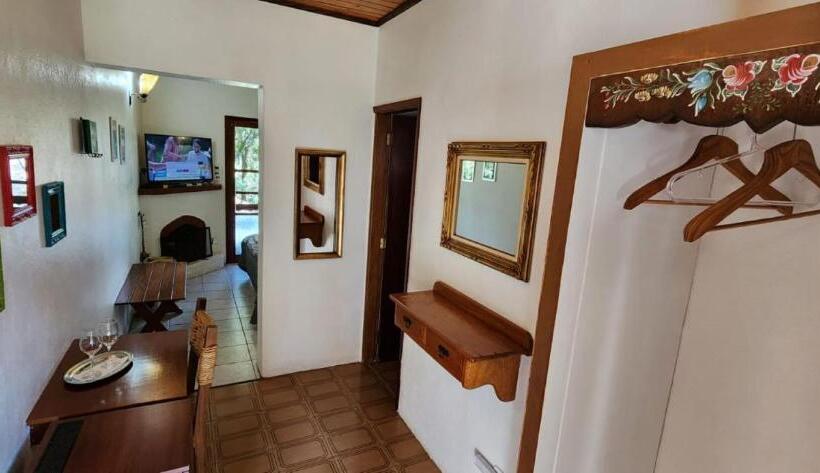 ユースホステル Hortensias Pousada Boutique   Piscina Aquecida 37 Graus E Fire Pit A Gas   Aceita Pet