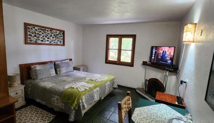 ユースホステル Hortensias Pousada Boutique   Piscina Aquecida 37 Graus E Fire Pit A Gas   Aceita Pet