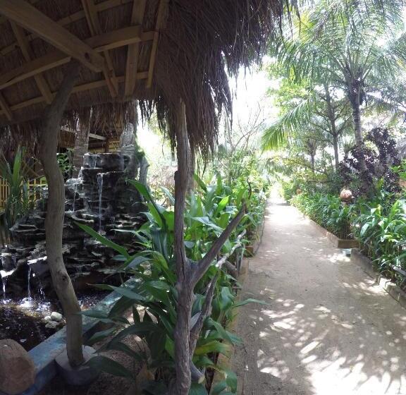 فندق Surf N Sun Arugam Bay