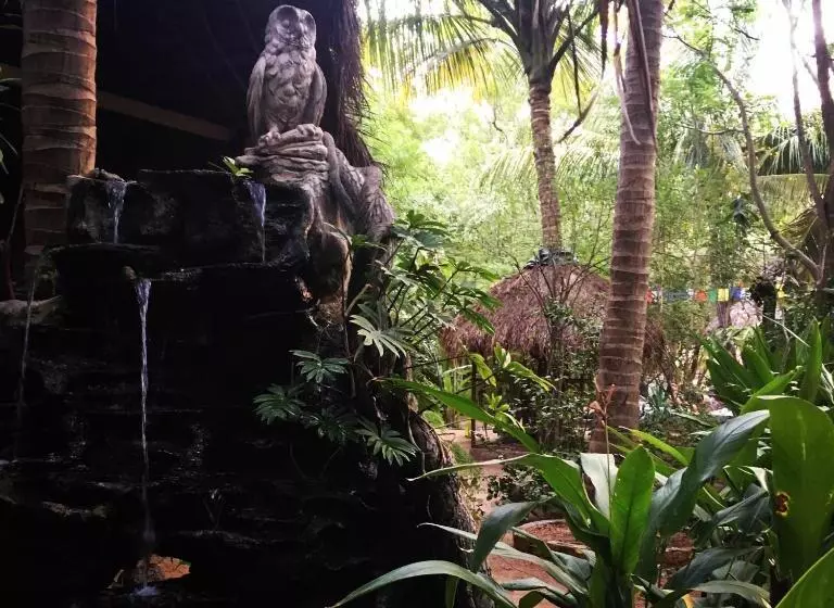 Hotelli Surf N Sun   Arugam Bay