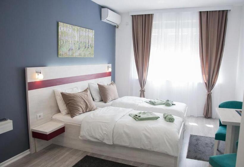 پانسیون Apartmani Banja Spa