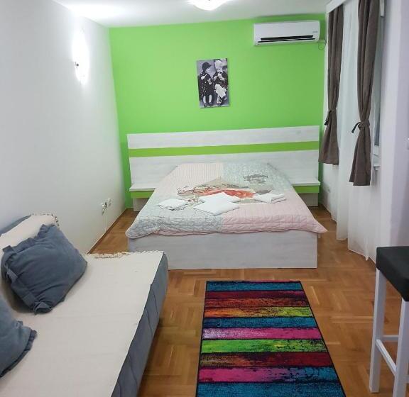 پانسیون Apartmani Banja Spa