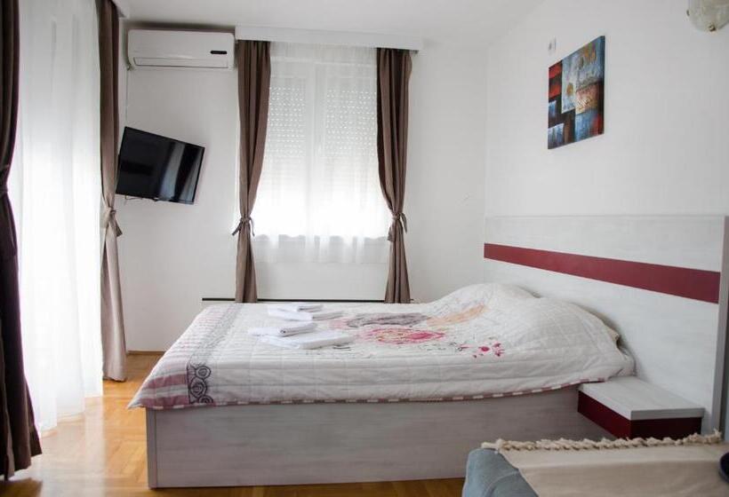 پانسیون Apartmani Banja Spa