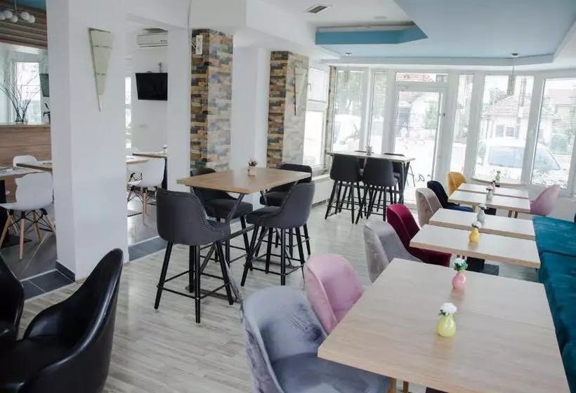 پانسیون Apartmani Banja Spa