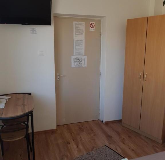 ペンション Boróka Vendégház