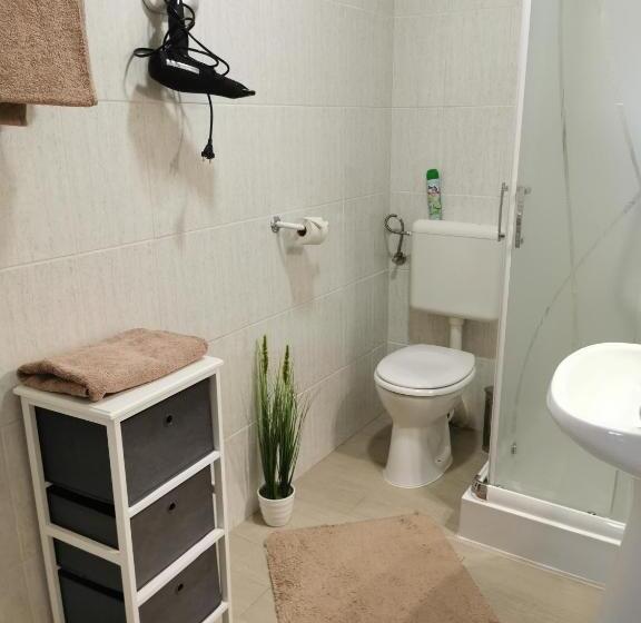 بنسيون Csabai Vendégház