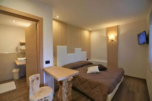 Majatalo Garni Sayonara