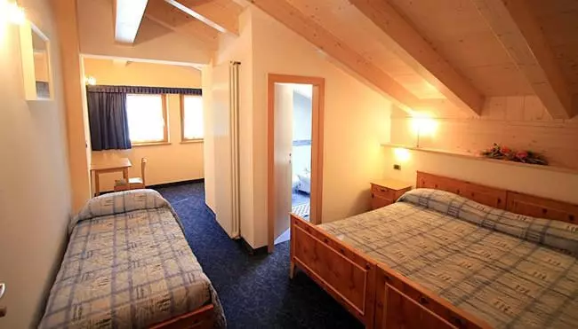 Majatalo Garni Sayonara