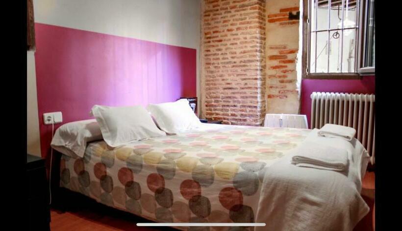 بنسيون Hosteria Natura Plaza