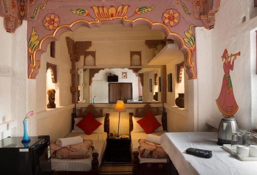 بنسيون Jewel Palace Haweli