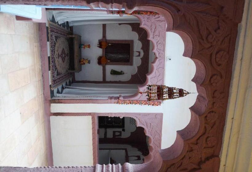 بنسيون Jewel Palace Haweli