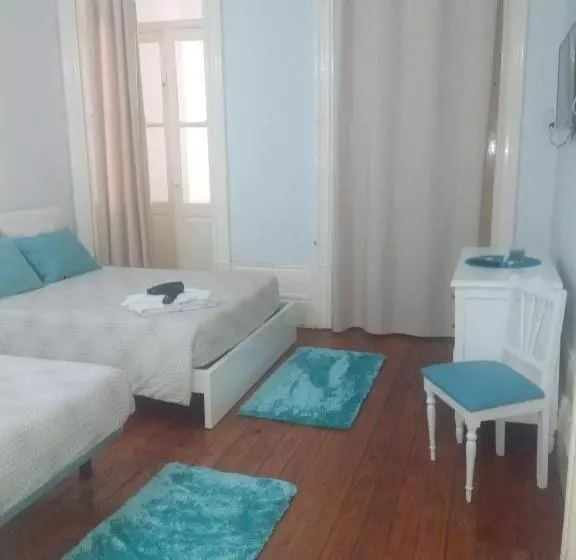 پانسیون Jualis Guest House