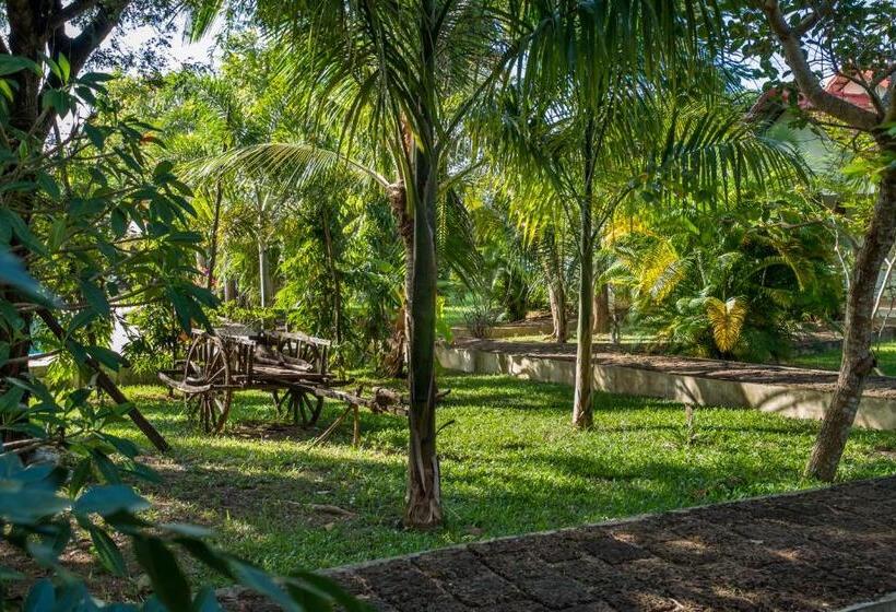 بنسيون Kep Bungalows