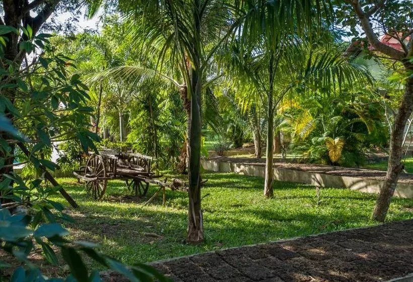 پانسیون Kep Bungalows